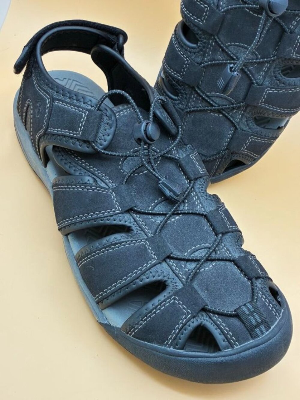 Khombu Men's Travis Black Adjustable Active Hiking Summer Water Sandals Sz - Picture 5 of 7